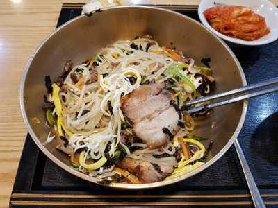 백화요란골동반