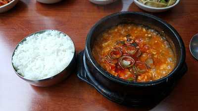 소공동 뚝배기집 시청점