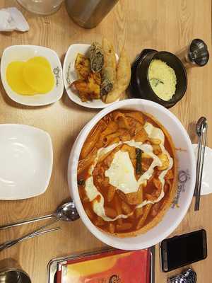 동대문엽기떡볶이