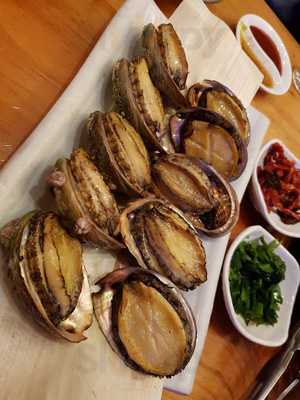 비진도해물뚝배기