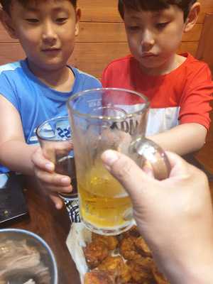 교촌치킨 청담역점