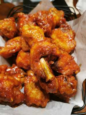 교촌치킨 청담역점