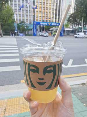 스타벅스 순화동에이스점