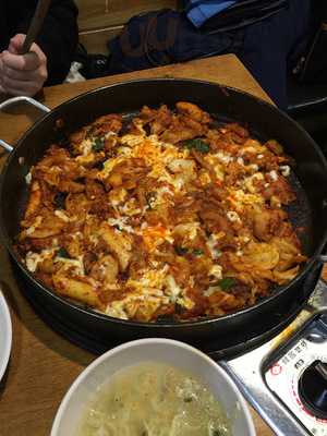 유가네 동대문점