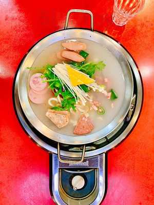 놀부부대찌개 을지로6가점