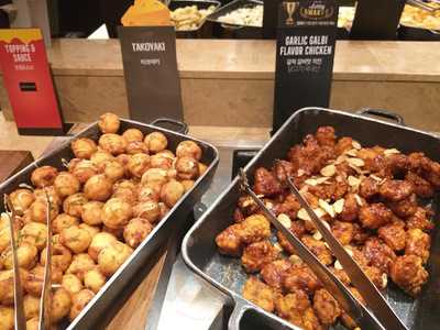 애슐리 - 홍대점