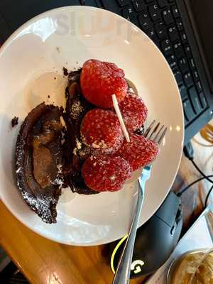 스타벅스 동교점