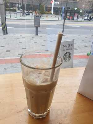 스타벅스 남부터미널2점