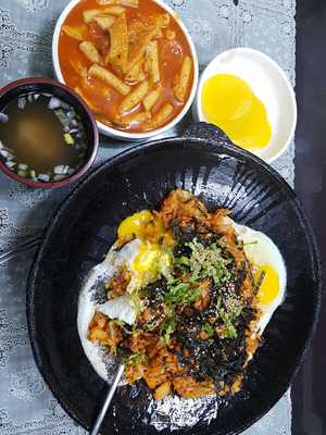 신가네솥뚜껑볶음밥