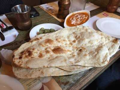 봄베이 브로이 서울 강남점