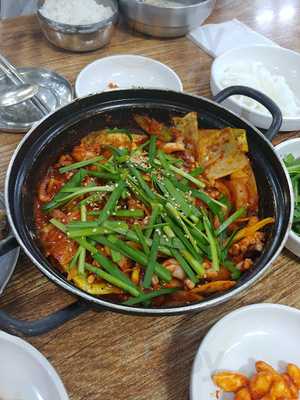 쌍다리돼지불백