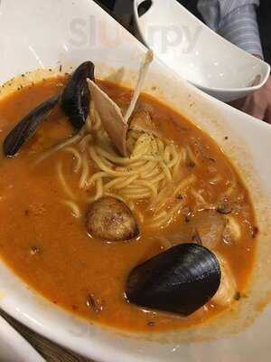 니뽕내뽕 현대시티아울렛동대문점