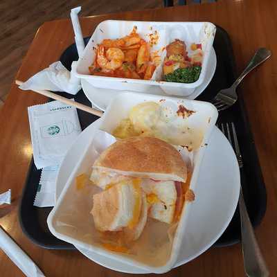 스타벅스 군자역점