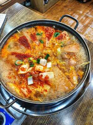 놀부부대찌개철판구이