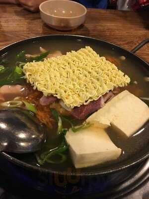 김삼보 김치찌개