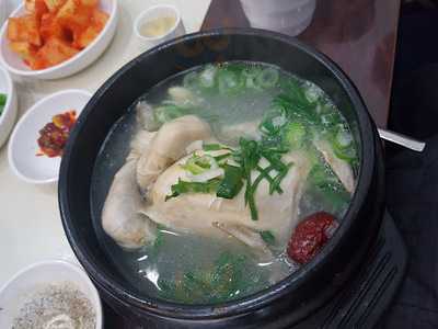 누리한방삼계탕