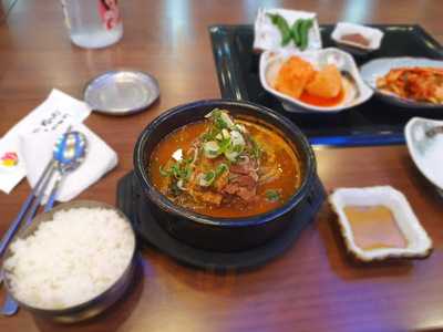 뼈마시감자탕부대찌개