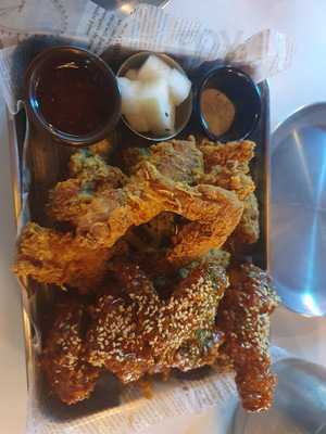 브롱스 - 시청 시그니처점