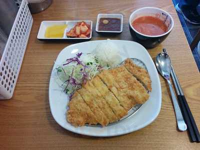 호호돈까스짬뽕