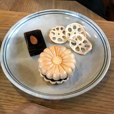 올모스트홈카페 - 아트선재점