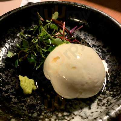 비비고 Cgv청담점