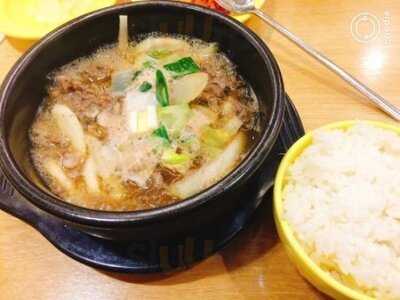 Myeongdong Halmeoni Guksu