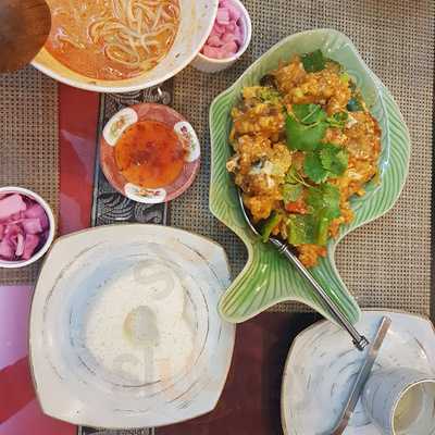 아로이 타이레스토랑