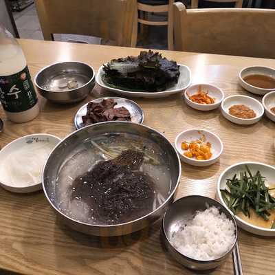 쌍다리돼지불백 - 원남점