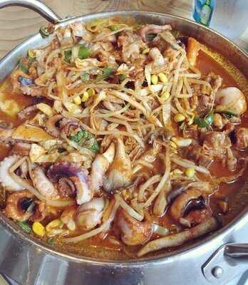 차돌박힌쭈꾸미