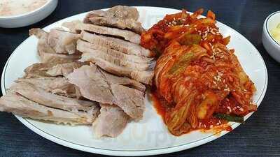 훼미리손칼국수