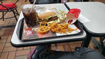 맥도날드 상봉e마트점