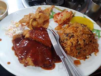 상동족발양푼이매운갈비찜