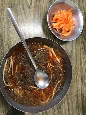 사철냉면