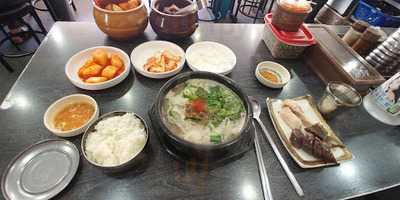 다가이순대국
