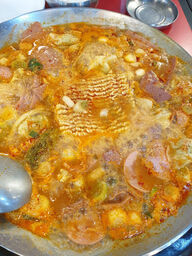 놀부부대찌개 성신여대점