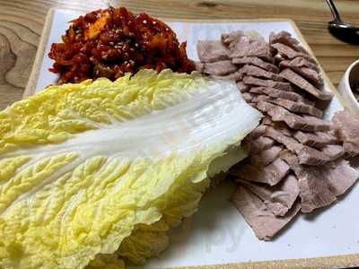 진성식당