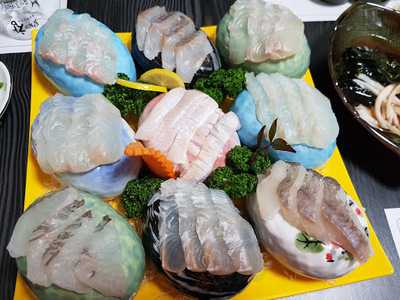 바르미샤브칼국수