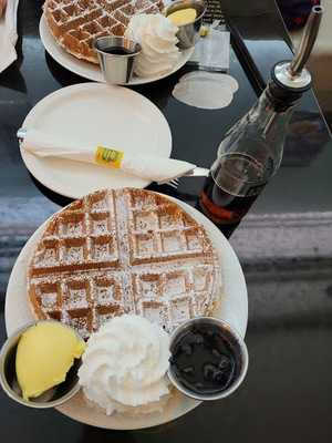 버터핑거팬케익스