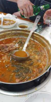 이조왕골감자탕