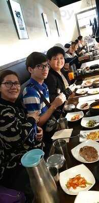 더심플한테이블