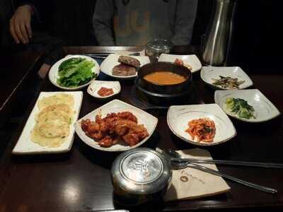 더심플한테이블