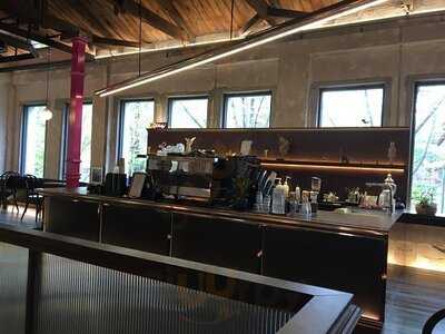 더스팟패뷸러스 명동