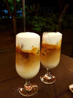 커피향깊은그한옥