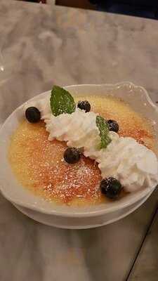 가드너 아드리아