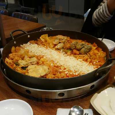 홍춘천 - 강남역점