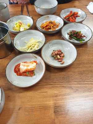 청룡민물잡어매운탕