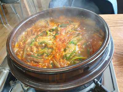 청룡민물잡어매운탕