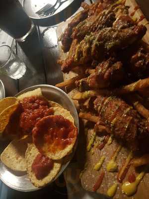 퀴너스화덕피자&파스타