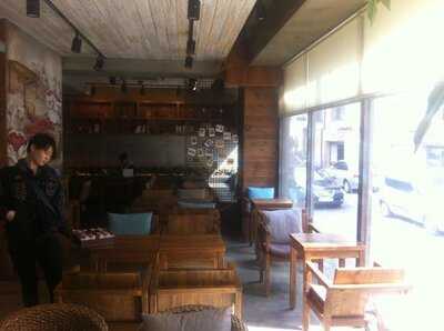 카페베네 남부블루핀점