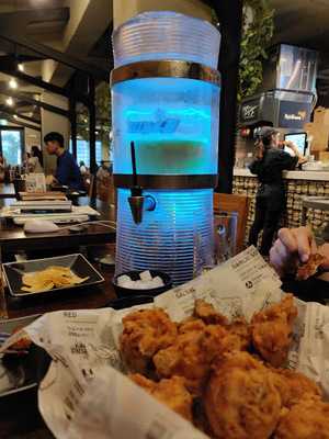 핫썬치킨 신촌점